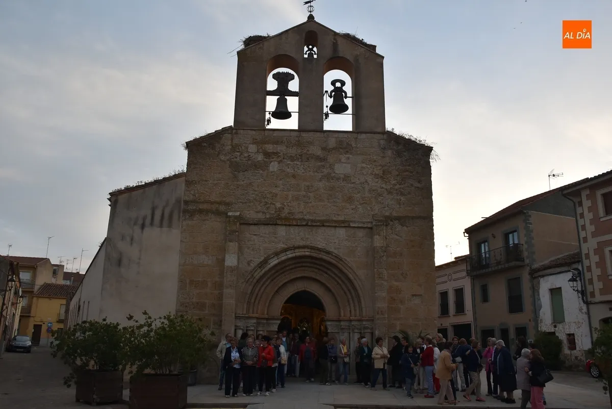 Foto 8 - Unas 80 fieles abren con el Rosario de la Aurora el d&iacute;a grande de la Virgen de la Pe&ntilde;a