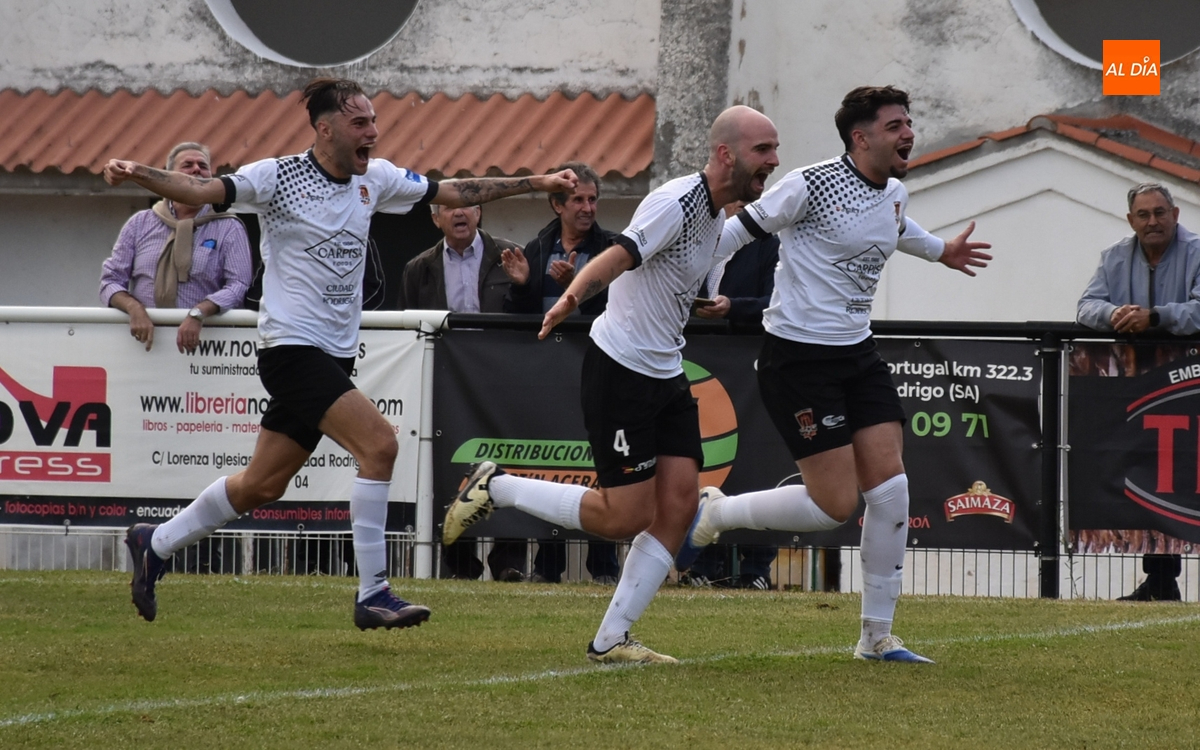 Remontadón del Ciudad Rodrigo dentro del 1º tiempo a cargo de los centrales