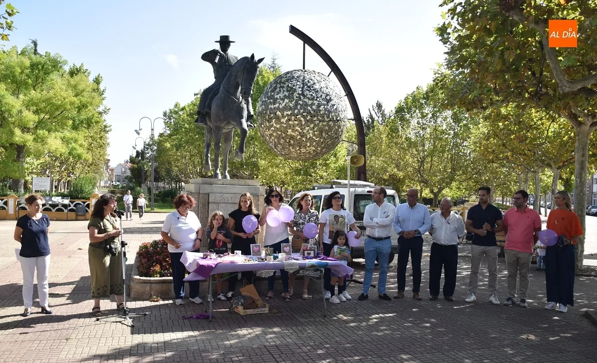 Foto 3 - AFAD conmemora el D&iacute;a Mundial del Alzheimer reclamando igualdad de derechos
