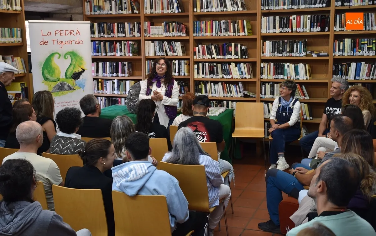 Foto 2 - Margarita Acosta y Alberto D&aacute;vila presentan &lsquo;La pedr&aacute; de Tiguardo&rsquo; como apertura de Mirolibro
