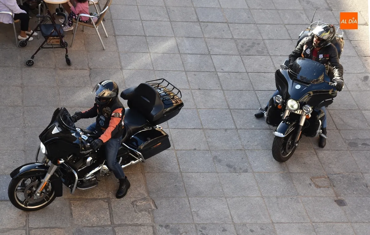 Foto 7 - Integrantes del Coru&ntilde;a Chapter Spain de Harley Davidson se acercan a Ciudad Rodrigo