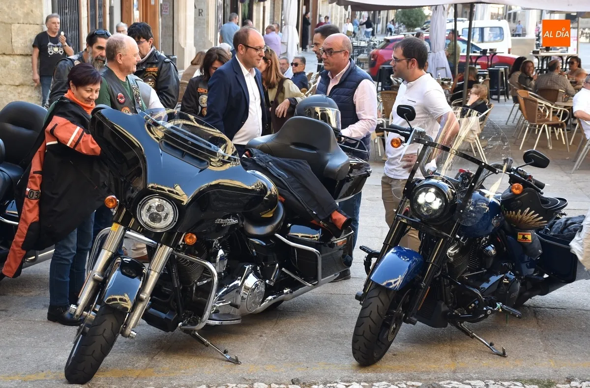Foto 11 - Integrantes del Coru&ntilde;a Chapter Spain de Harley Davidson se acercan a Ciudad Rodrigo