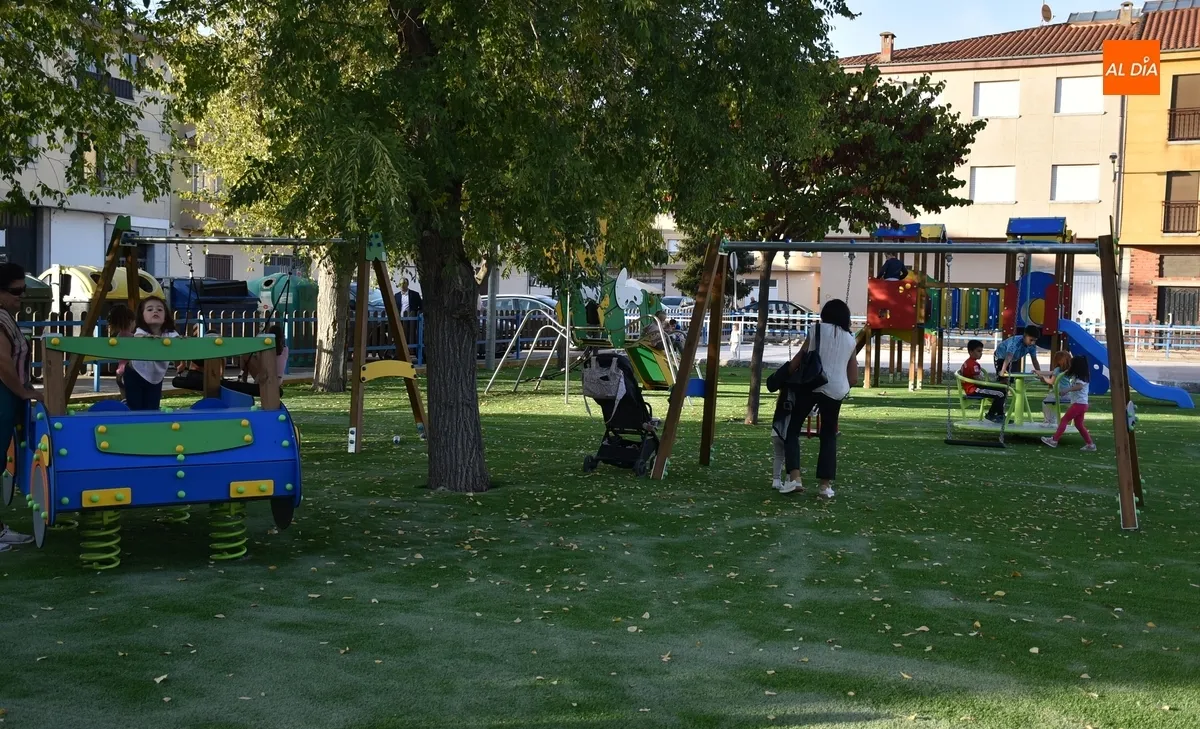 Foto 4 - Abierto al uso, aunque todav&iacute;a faltan detalles, el parque infantil de Las Canteras