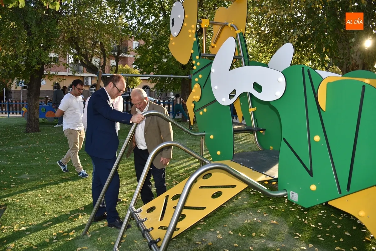Foto 5 - Abierto al uso, aunque todav&iacute;a faltan detalles, el parque infantil de Las Canteras