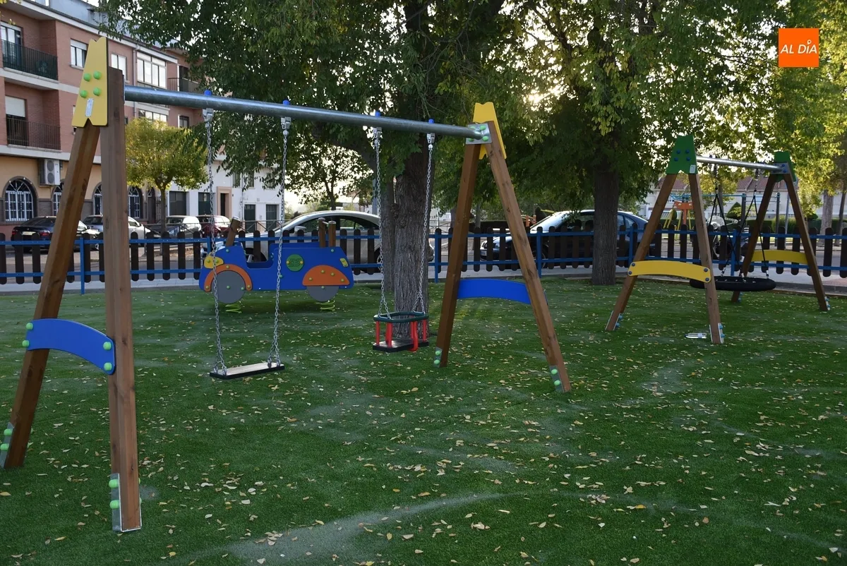 Foto 11 - Abierto al uso, aunque todav&iacute;a faltan detalles, el parque infantil de Las Canteras