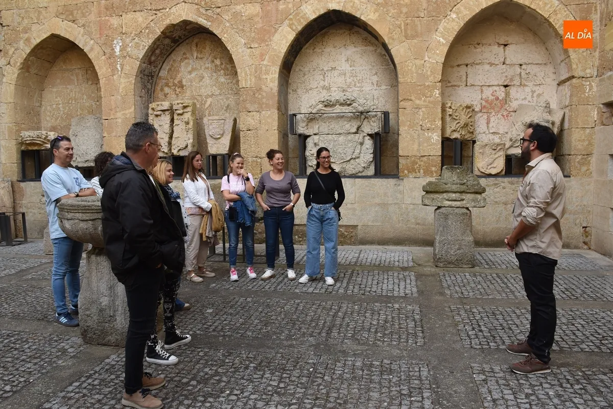 Foto 2 - Ciudad Rodrigo celebra el D&iacute;a Mundial del Turismo con un escape room en el Convento de San Francisco