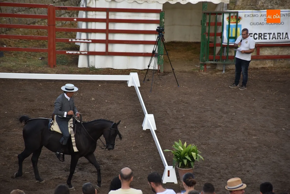 Foto 8 - Pedro Luis Le&oacute;n Iruela gana con Aranjuez La Esperanza el Gran Premio de Ciudad Rodrigo