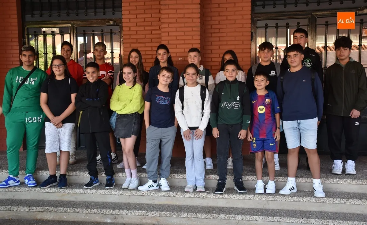 Foto 6 - Las nuevas caras del IES Fray Diego disfrutan de una jornada de adaptaci&oacute;n al centro