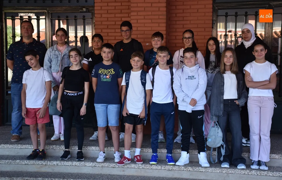 Foto 7 - Las nuevas caras del IES Fray Diego disfrutan de una jornada de adaptaci&oacute;n al centro
