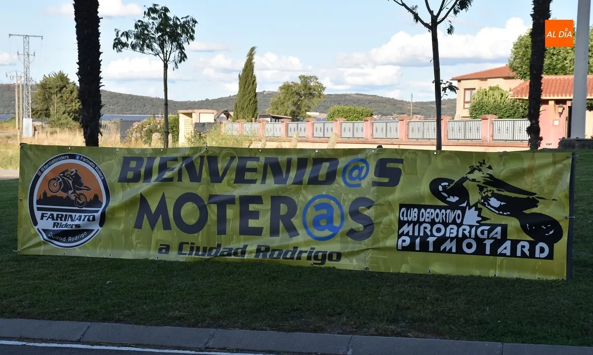 Foto 2 - Las motos ya resuenan por Ciudad Rodrigo con monturas llegadas hasta de Galicia, Alicante y Lleida