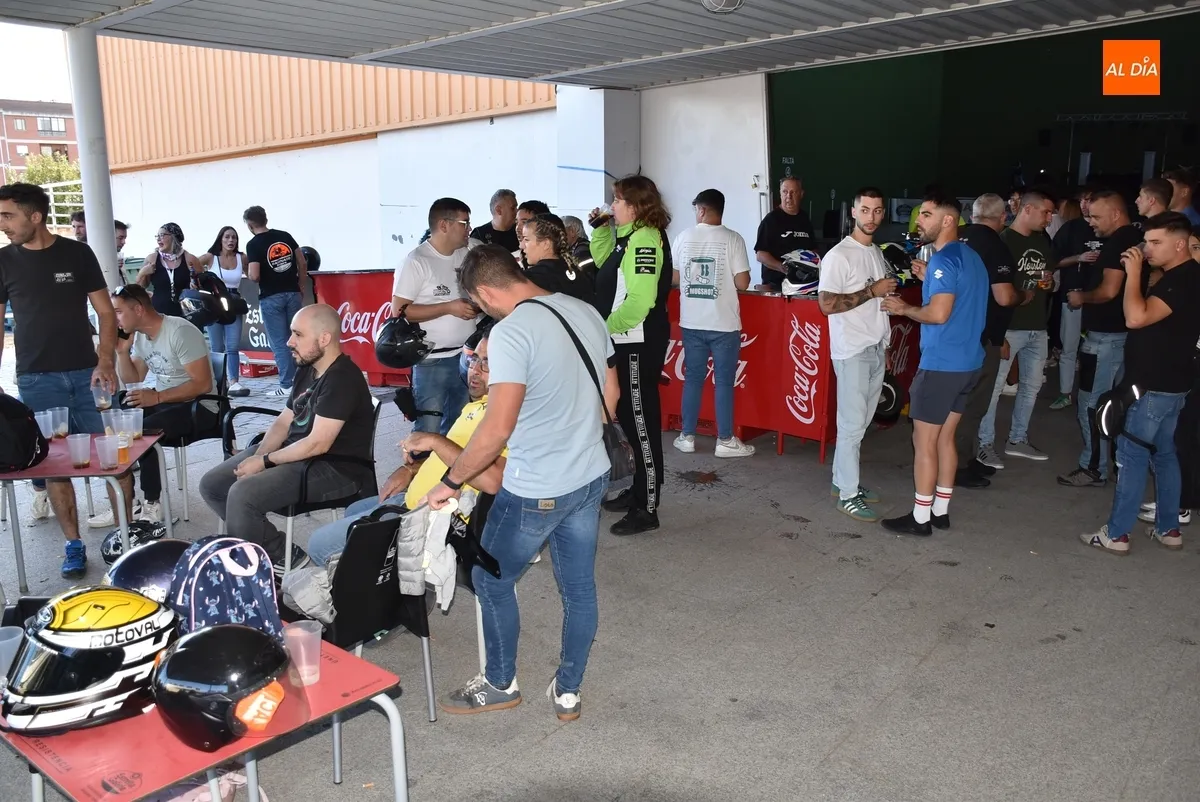 Foto 9 - Las motos ya resuenan por Ciudad Rodrigo con monturas llegadas hasta de Galicia, Alicante y Lleida