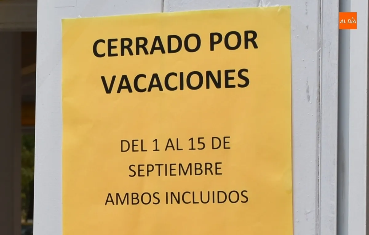 Foto 7 - Los centros educativos reabren sus puertas mientras unos cuantos comercios se marchan de vacaciones