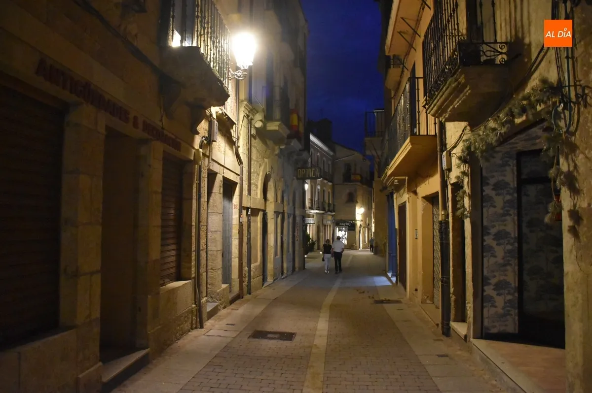 Foto 3 - La calle Madrid da un notable salto en potencia lum&iacute;nica