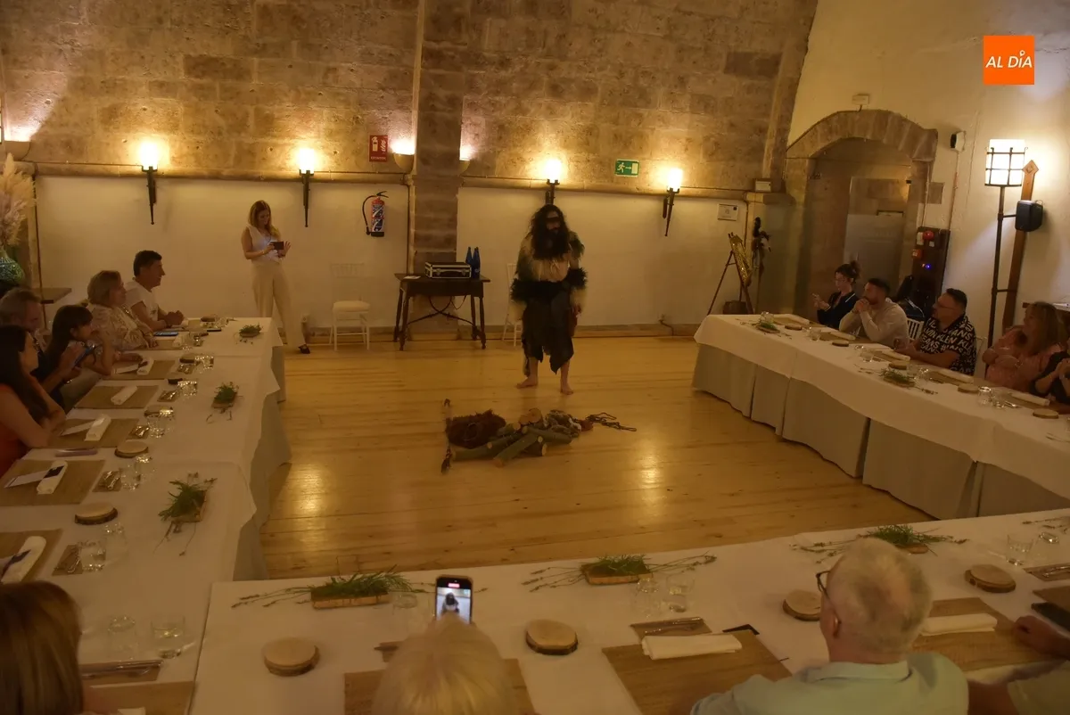 Foto 7 - Un nuevo grupo de comensales prueba en el Parador los &lsquo;sabores de Siega Verde&rsquo;