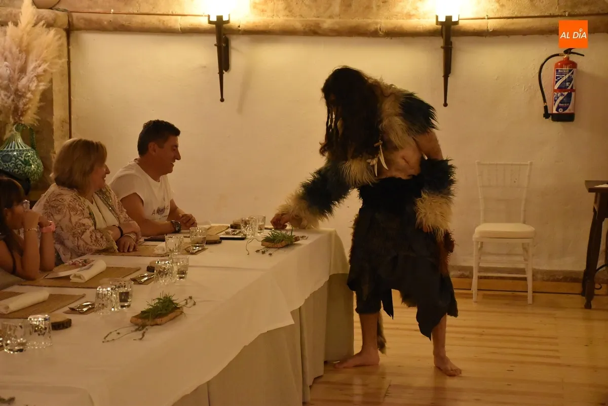 Foto 8 - Un nuevo grupo de comensales prueba en el Parador los &lsquo;sabores de Siega Verde&rsquo;
