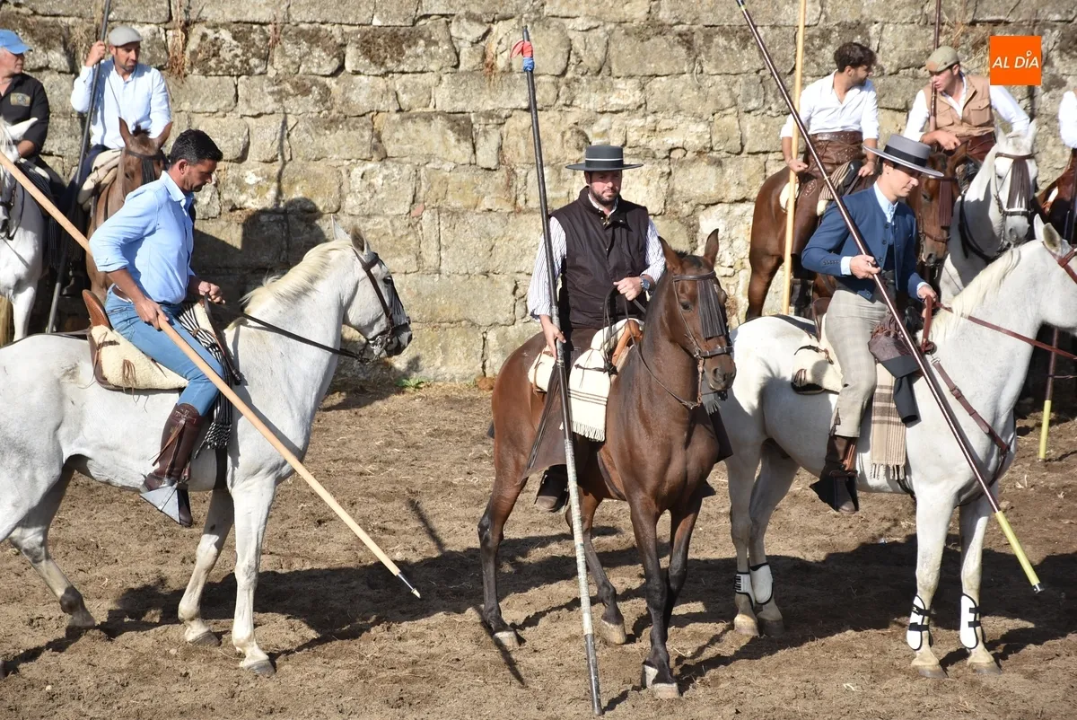 Foto 6 - Un equipo &iacute;ntegramente femenino se impone en el concurrido Concurso del Apartado de la Vaca