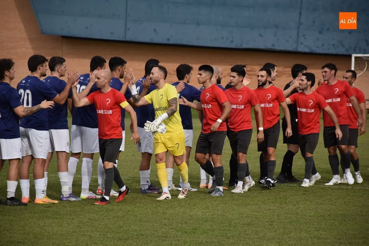 Foto 2 - El Ciudad Rodrigo pierde justo al final un intenso partido de m&aacute;s pruebas ante un rival liguero