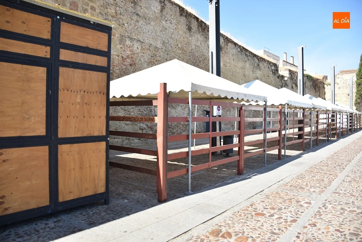 Foto 5 - Los ba&ntilde;os premium retornan para una Feria del Caballo que ya tiene desplegadas todas sus agujas