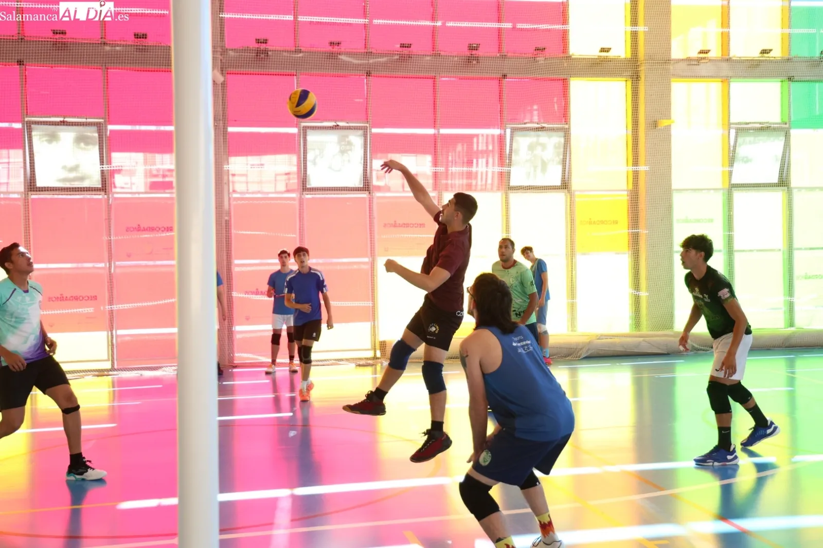 Foto 17 - FOTOS | El voleibol se convierte en protagonista de las Ferias con el tradicional torneo del Club Voleibol Salamanca