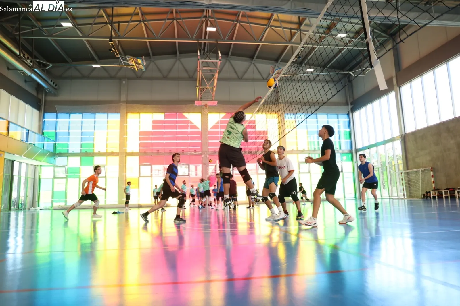 Foto 14 - FOTOS | El voleibol se convierte en protagonista de las Ferias con el tradicional torneo del Club Voleibol Salamanca