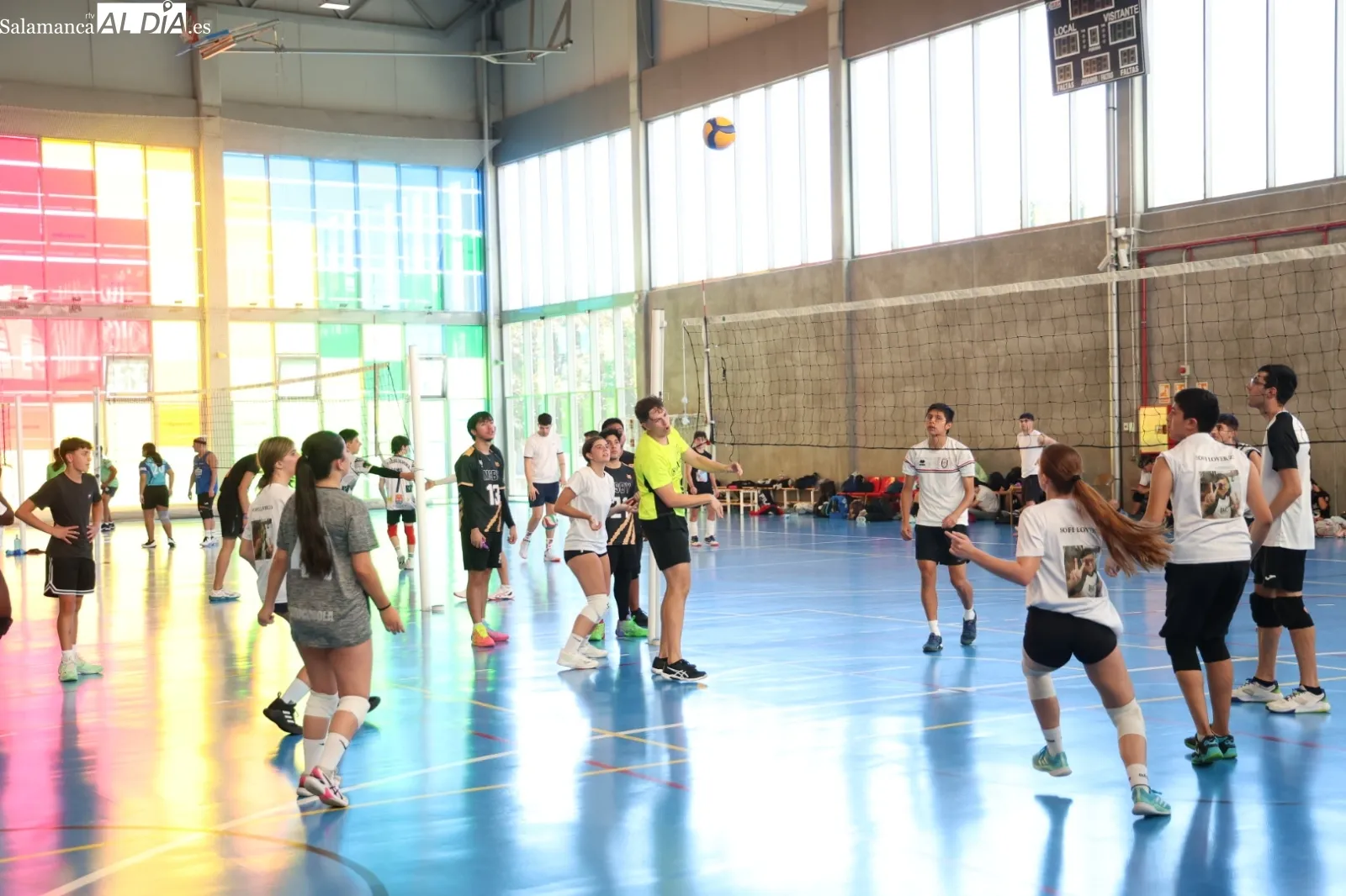 Foto 7 - FOTOS | El voleibol se convierte en protagonista de las Ferias con el tradicional torneo del Club Voleibol Salamanca