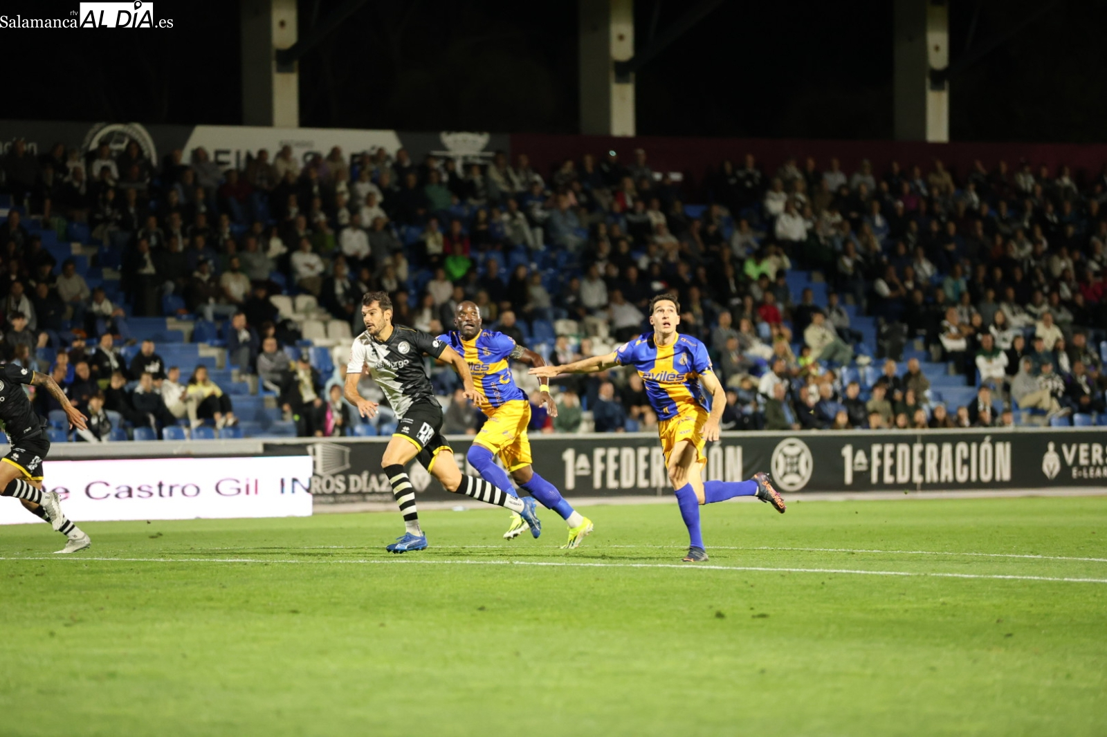 Así quedan las clasificaciones de Primera RFEF, Segunda RFEF, Tercera RFEF y División de Honor