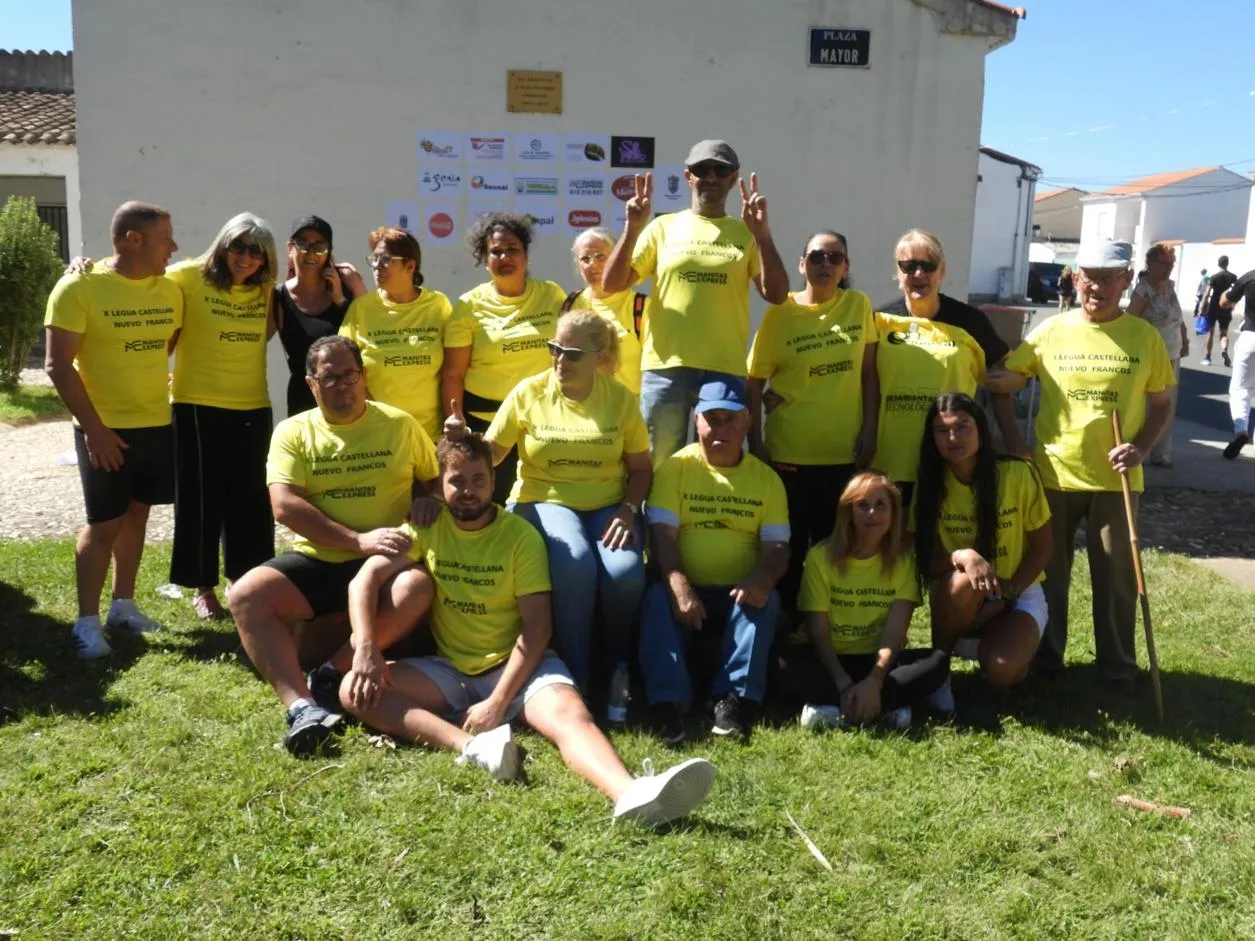 Foto 2 - FOTOS | Nuevo &eacute;xito en la X Carrera Popular en Nuevo Francos 