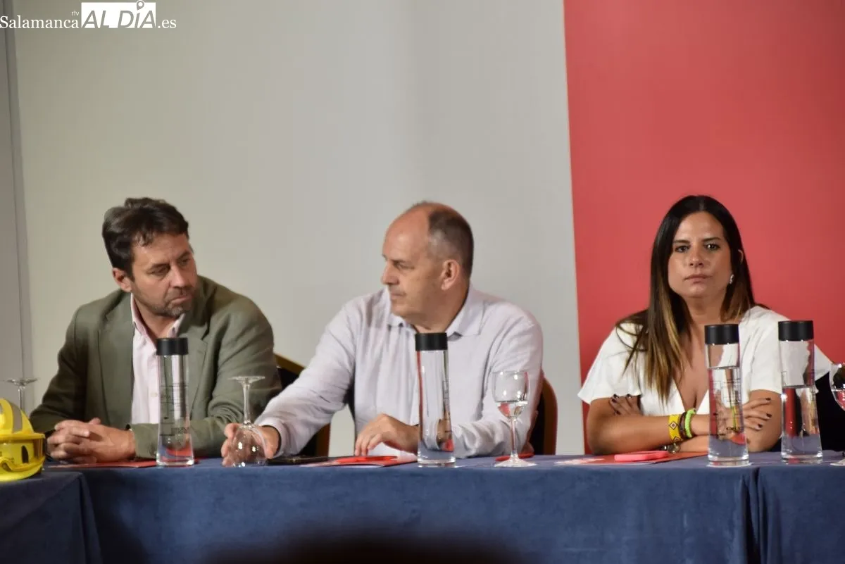El Gobierno aprueba la jubilación anticipada para bomberos forestales y exige a Mañueco aplicarla | FOTOS: Vanesa Martins 