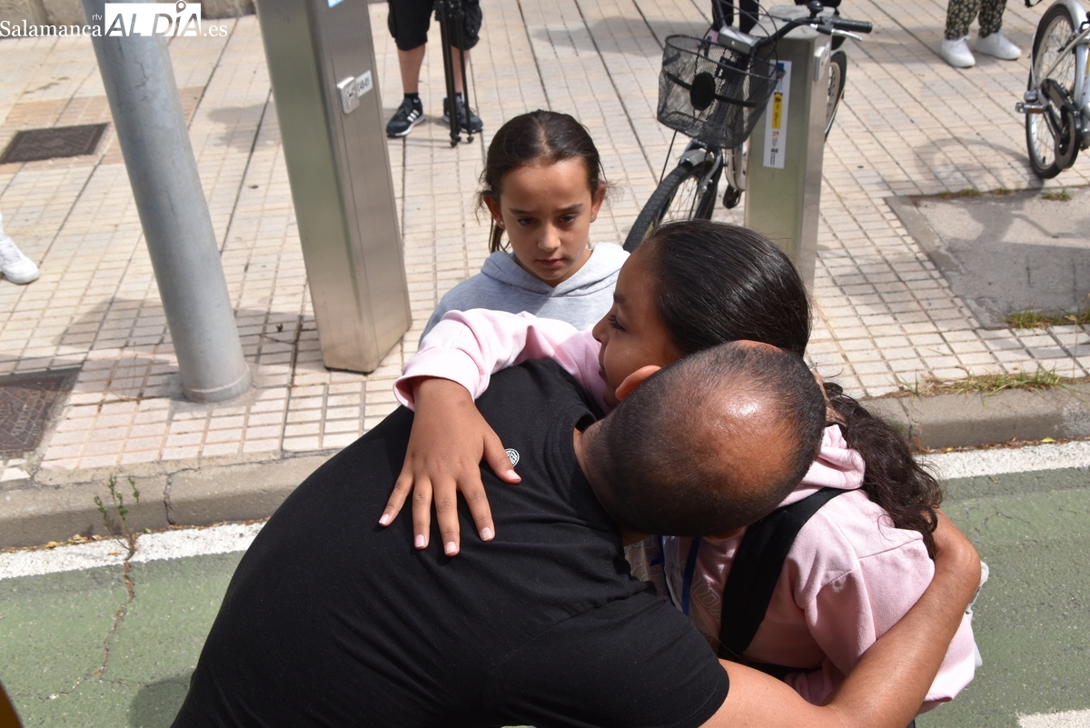 Niños saharauis se despiden de Salamanca tras el verano