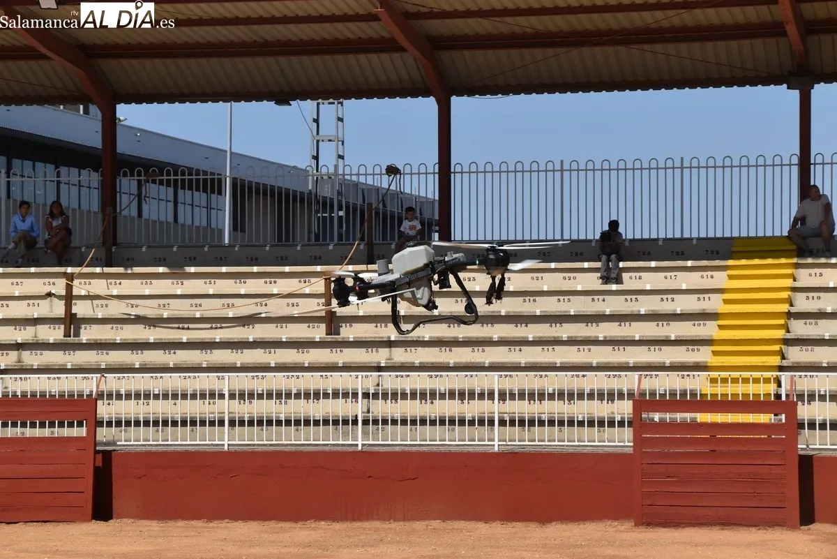 La tecnología de los drones agrícolas despega en la jornada inaugural de Salamaq. Fotos de Miguel González