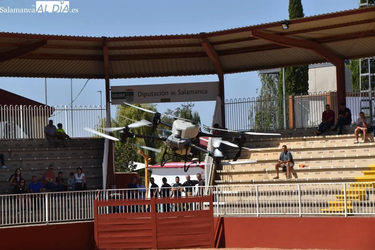 La tecnología de los drones agrícolas despega en la jornada inaugural de Salamaq. Fotos de Miguel González