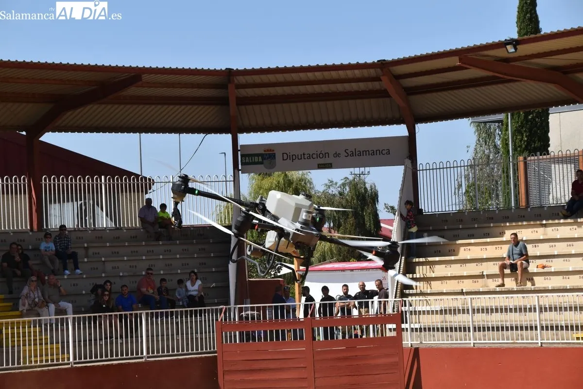 La tecnología de los drones agrícolas despega en la jornada inaugural de Salamaq. Fotos de Miguel González