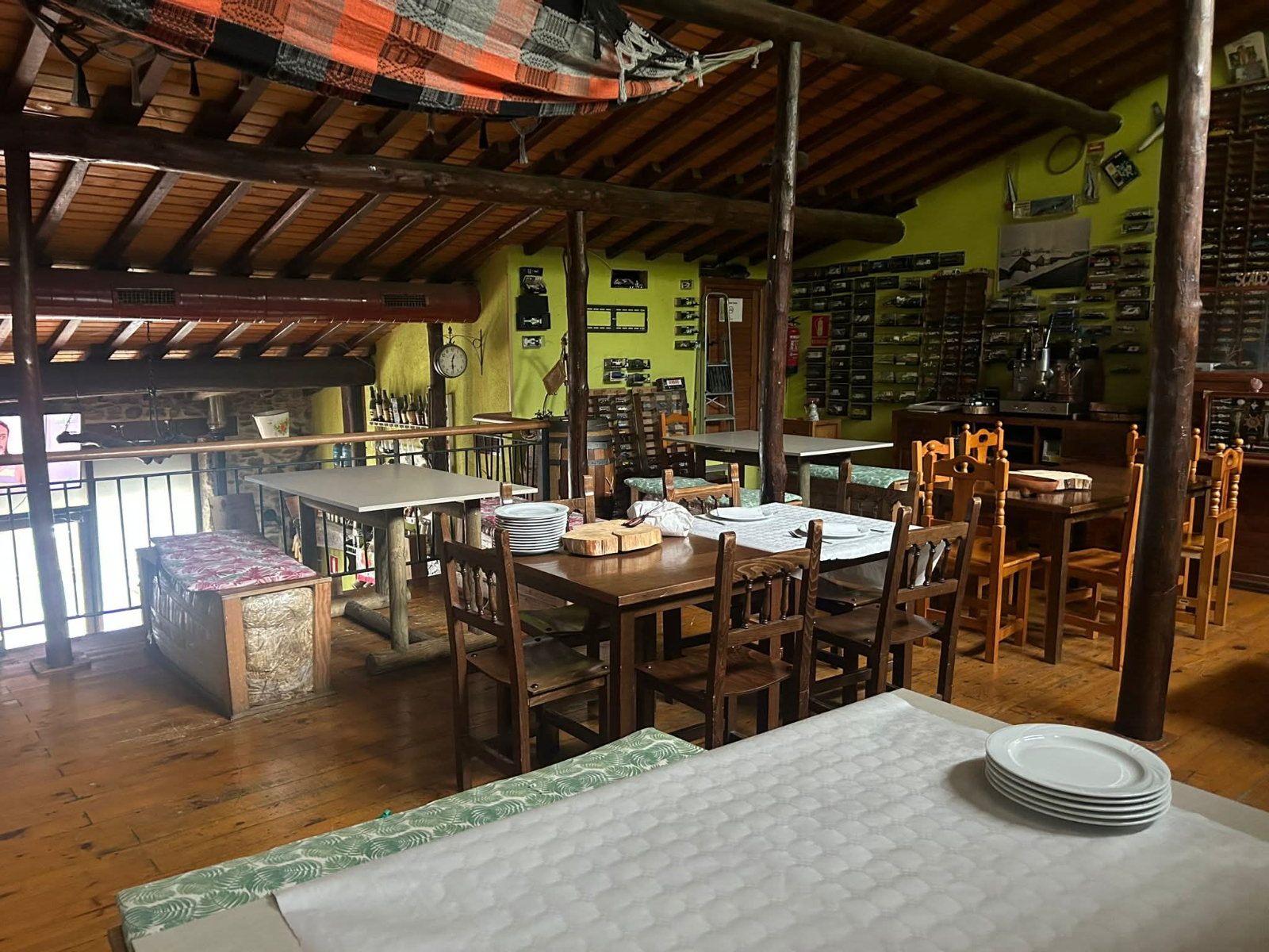 Monleón alquila bar con vivienda y casa rural a bajo coste