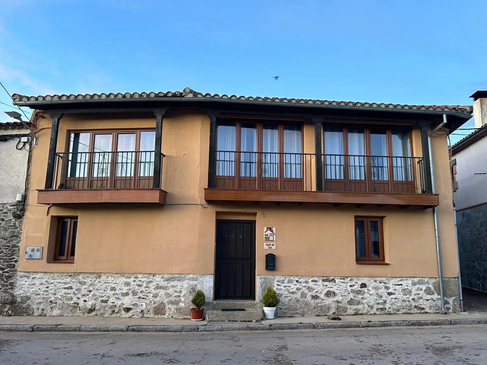 Foto 2 - El pueblo de Salamanca que ofrece un bar con vivienda por 120 euros y una casa rural por 41 para atraer pobladores (FOTOS)