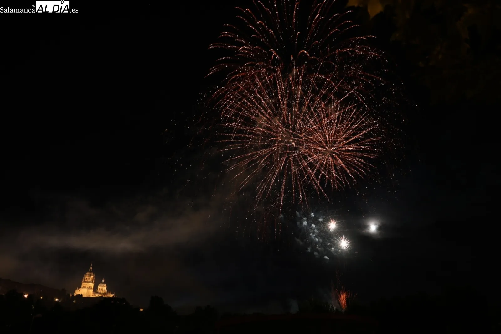 Fuegos artificiales | Fotos: David Sañudo