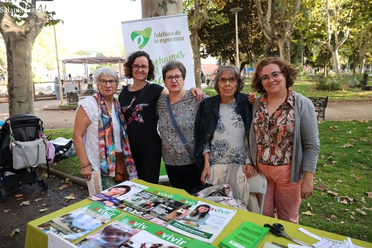 Feria de Asociaciones de Ayuda Mutua y Salud, este viernes en La Alamedilla. Foto: David Sañudo