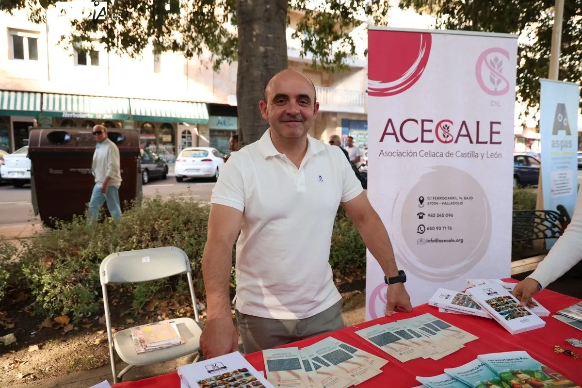 Feria de Asociaciones de Ayuda Mutua y Salud, este viernes en La Alamedilla. Foto: David Sañudo