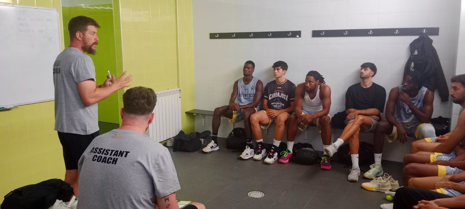 Gran partido de Recoletas Salud Carbajosa en Ávila gracias a la Copa Federación (76-81)