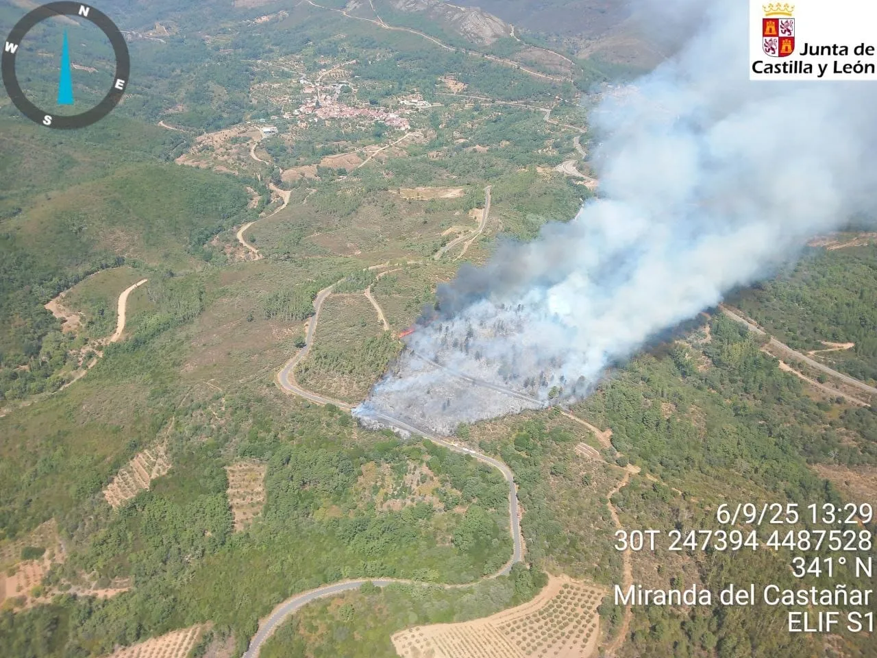 Foto 2 - Controlado el incendio entre Garcibuey y Miranda del Casta&ntilde;ar
