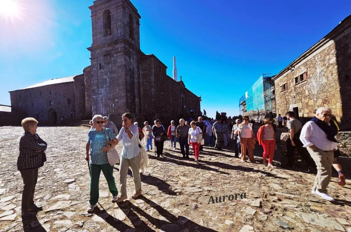 Foto 3 - San Andr&eacute;s cumple con su tradici&oacute;n de peregrinar hasta el Santuario de la Virgen de la Pe&ntilde;a