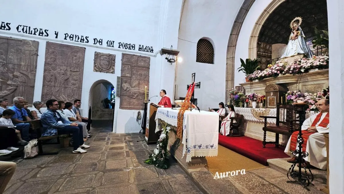 Foto 6 - San Andr&eacute;s cumple con su tradici&oacute;n de peregrinar hasta el Santuario de la Virgen de la Pe&ntilde;a