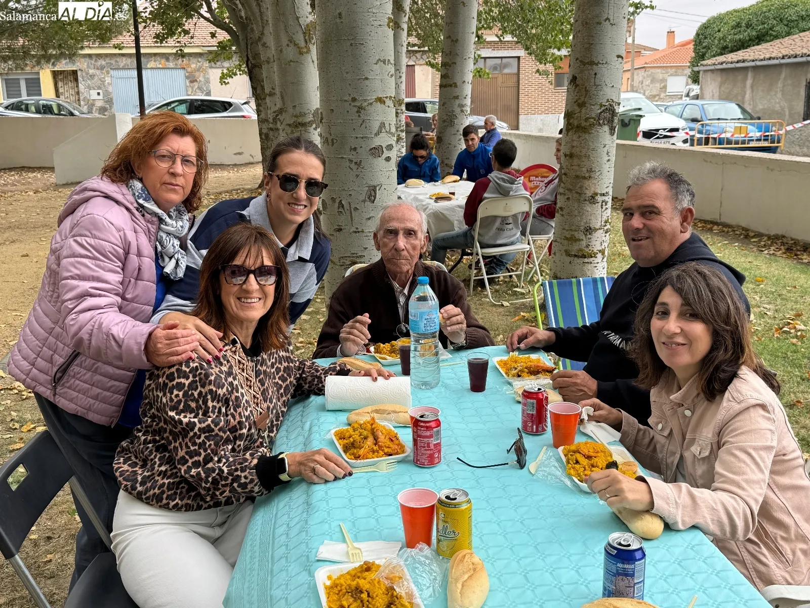 Paellada popular en Villoria