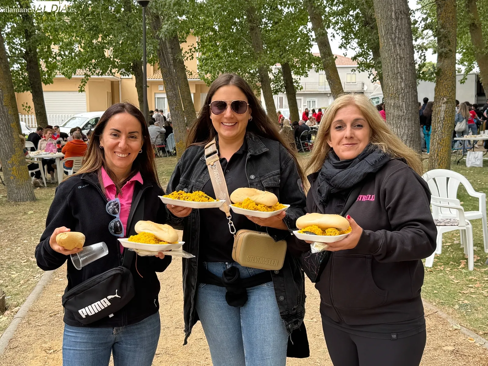 Paellada popular en Villoria
