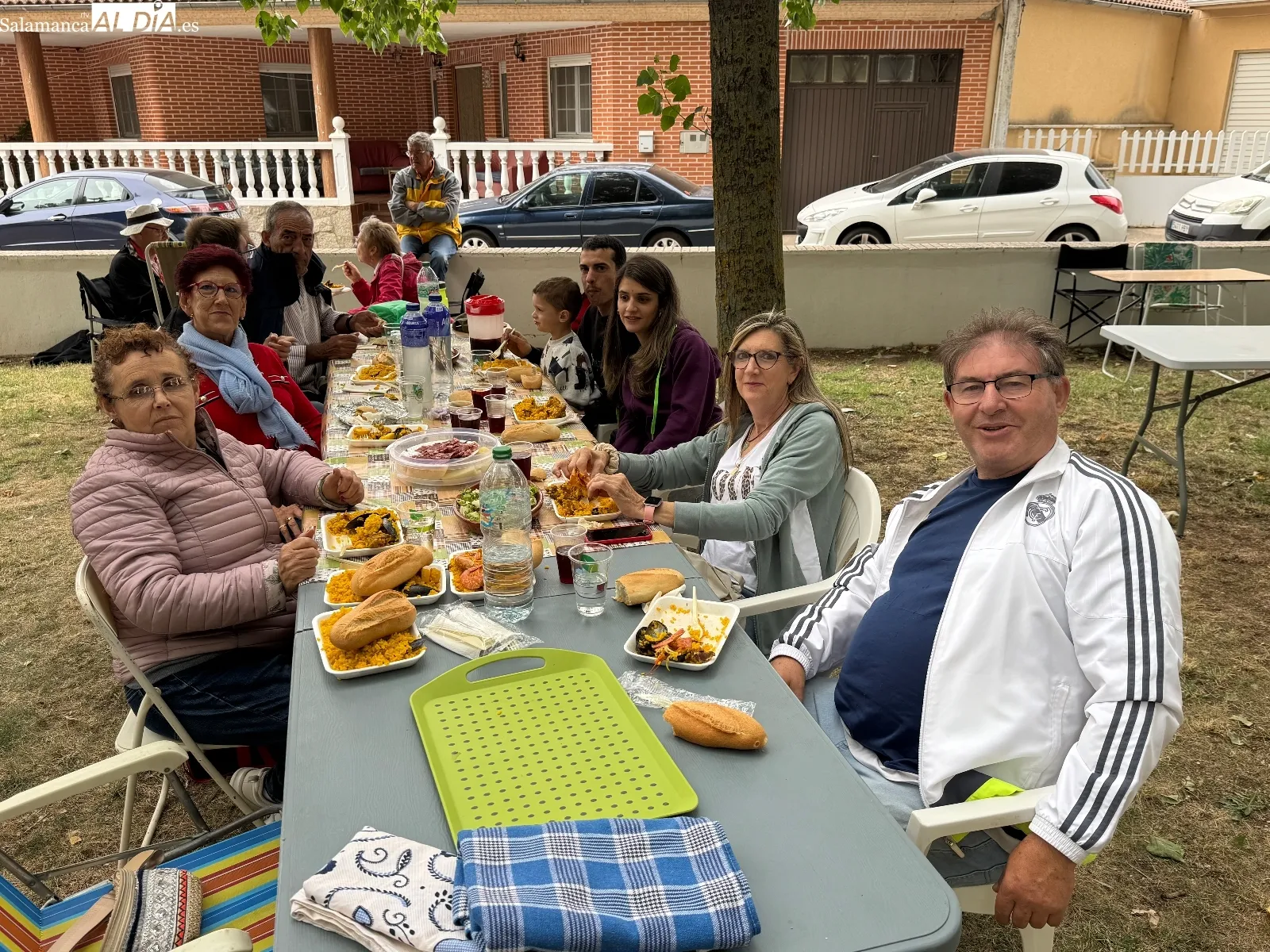 Paellada popular en Villoria
