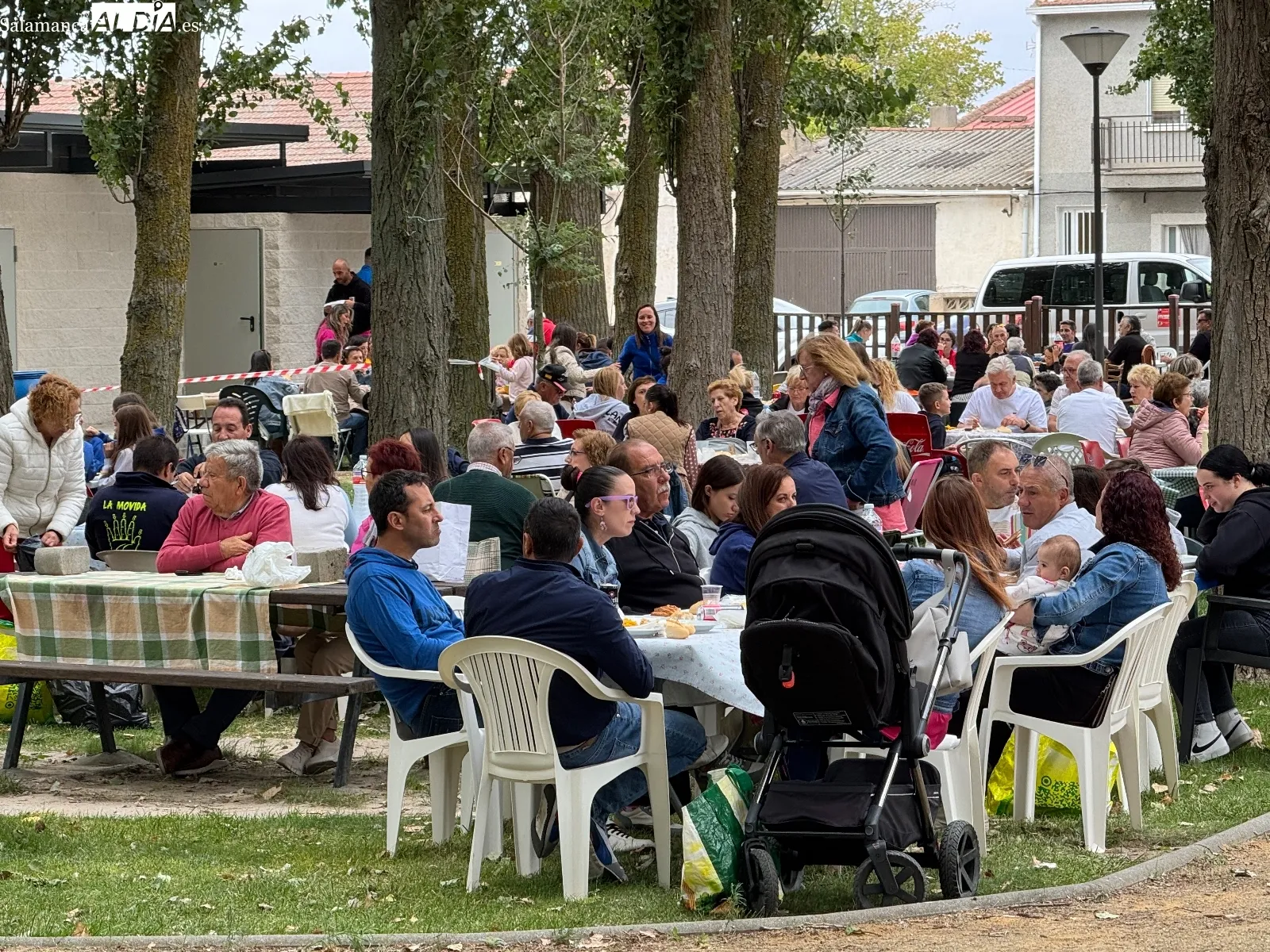 Paellada popular en Villoria