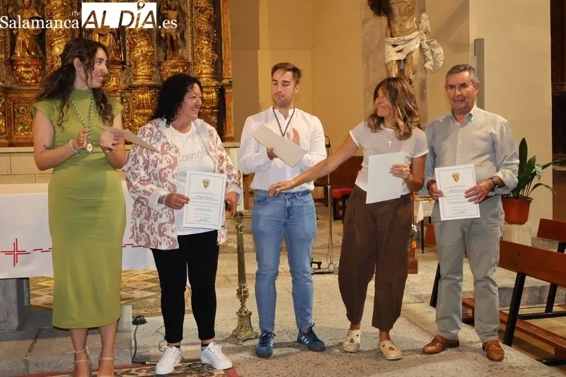 Foto 2 - Charla-coloquio y homenaje a las cofrad&iacute;as marcan la Fiesta de la Exaltaci&oacute;n de la Santa Cruz en Alba de Tormes