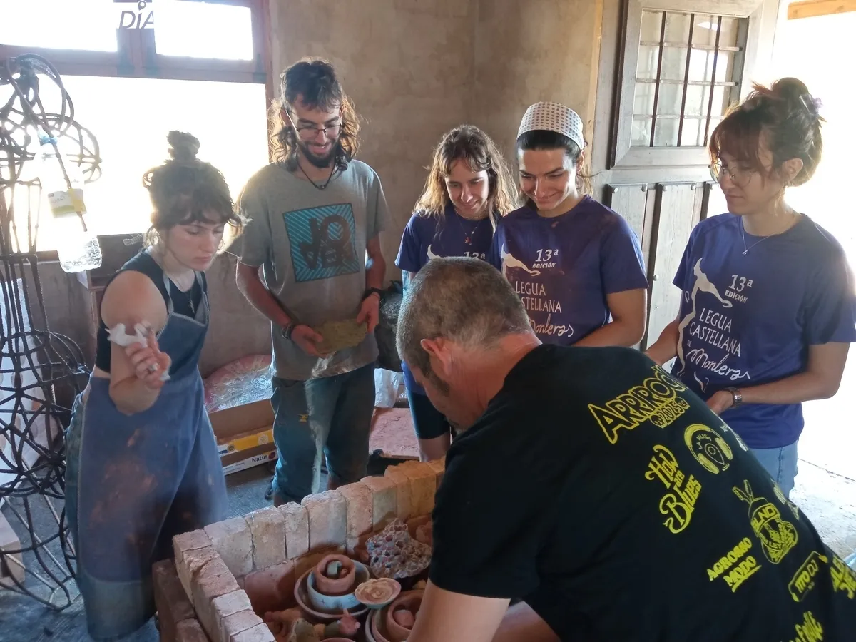 Nueve artesanos de seis comunidades autónomas han participado en Monleras en una Residencia Artística y Artesana