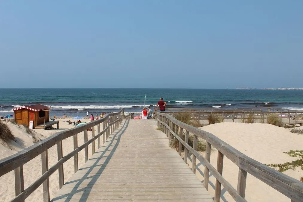 Foto 10 - Baleal, para&iacute;so portugu&eacute;s de olas y dunas