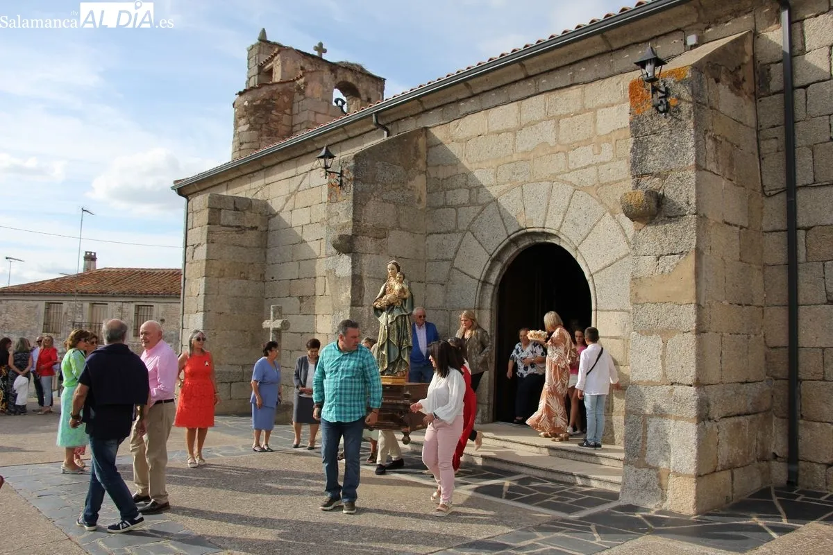 Villares de Yeltes celebra el día de La Ofrenda
