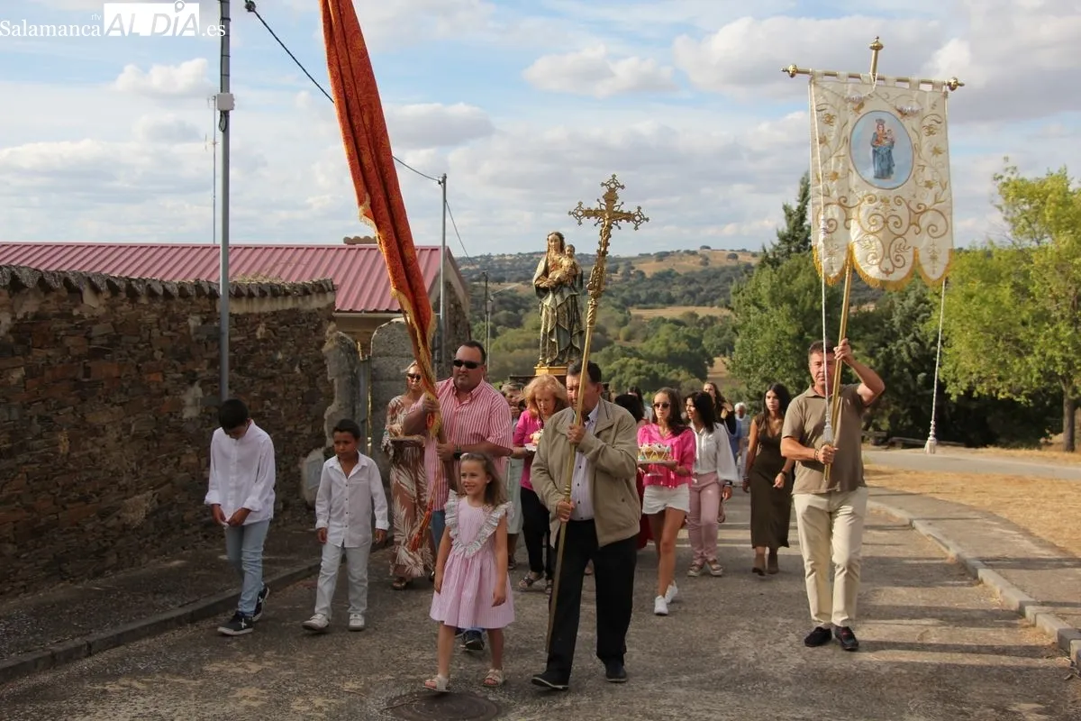 Villares de Yeltes celebra el día de La Ofrenda